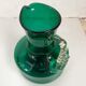 Pichet en verre soufflé vert vintage