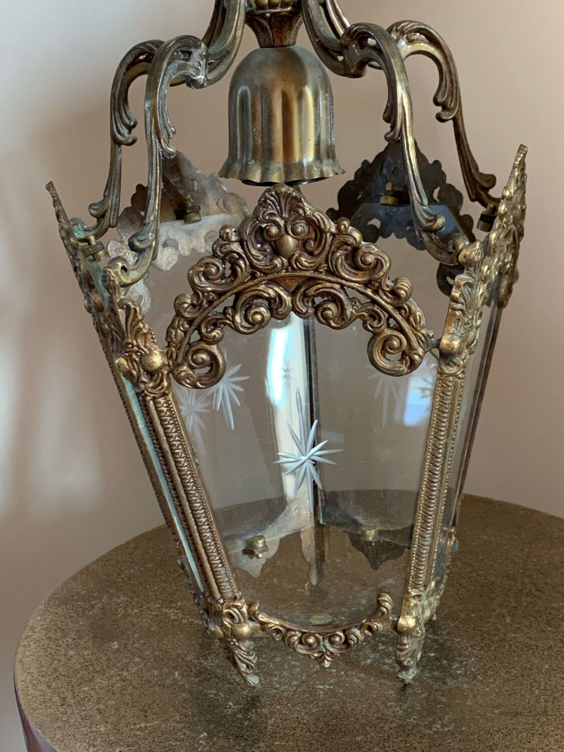 Bronze lantern chandelier