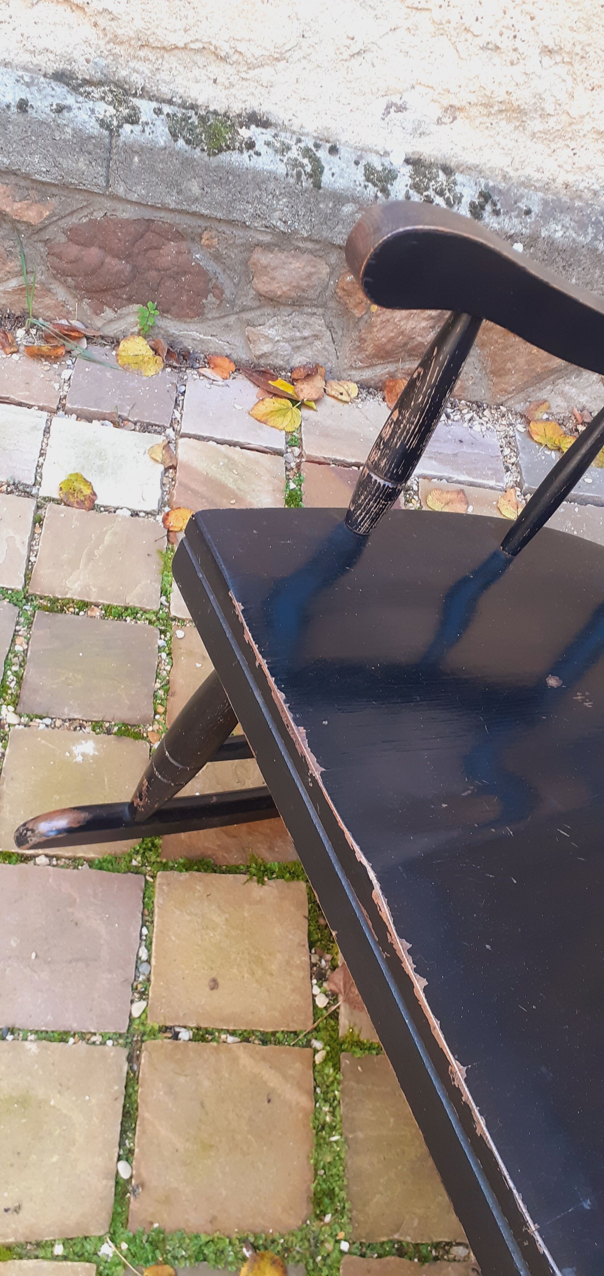 Rocking-chair vintage 50s in black lacquered wood