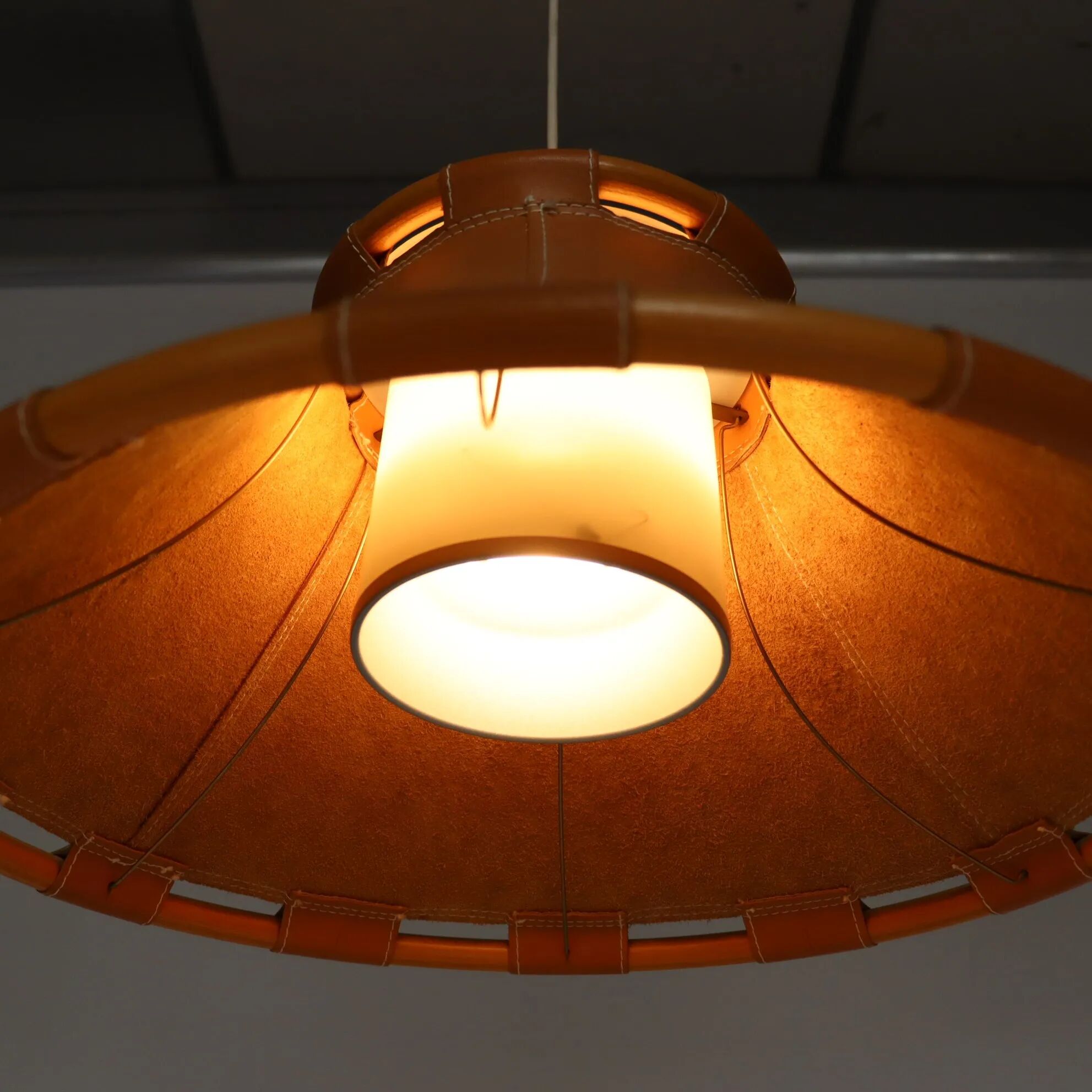 “Anna” pendant light Ateljé Lyktan