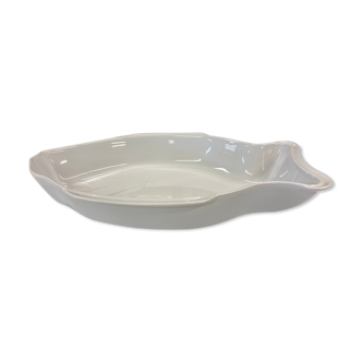 Porcelain fish dish