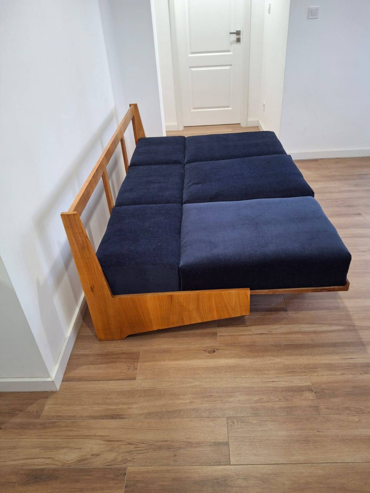 Sofa, lounge chair, two "light" armchairs, designer Lejkowski Leśniewski, 1