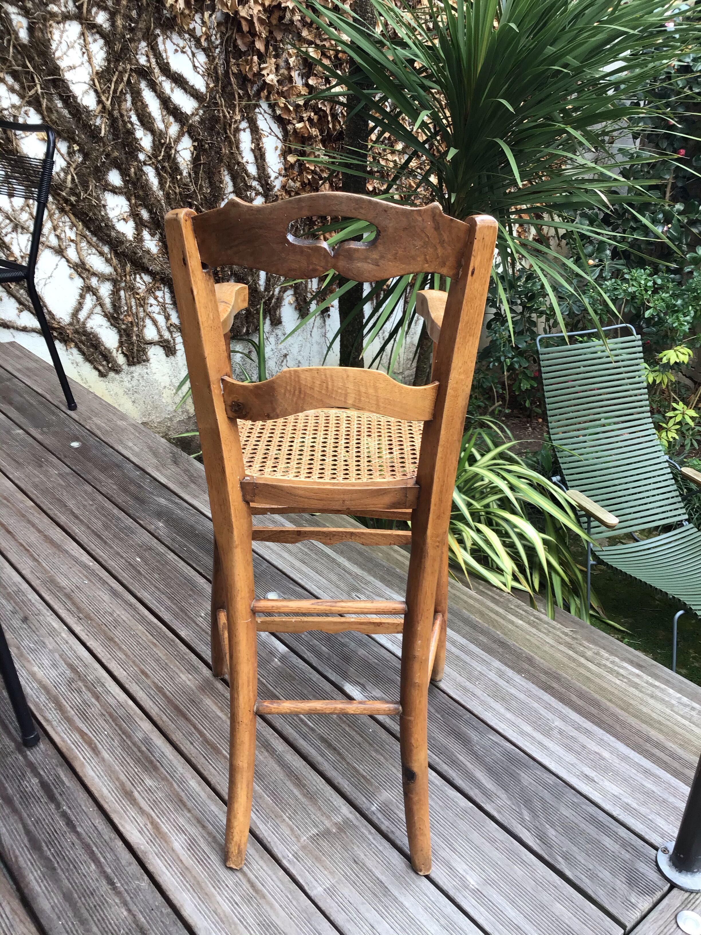 Chaise haute bébé vintage