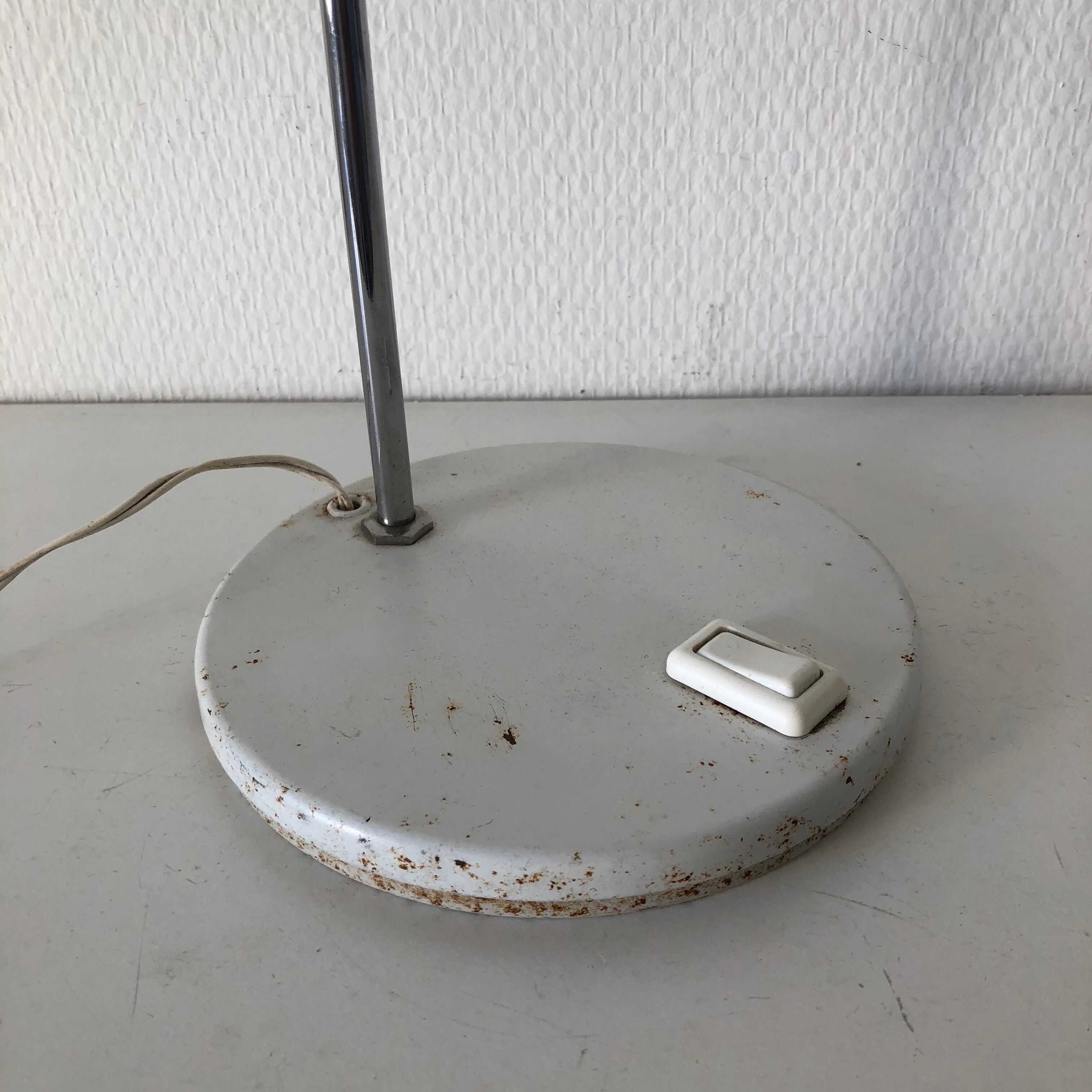 Lamp white eyeball aluminor vintage 1960 lamp