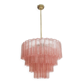 Lampe de suspension en verre de Murano rose de style mid-century moderne avec cadre en laiton.