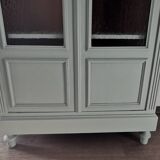 Armoire vitrée parisienne