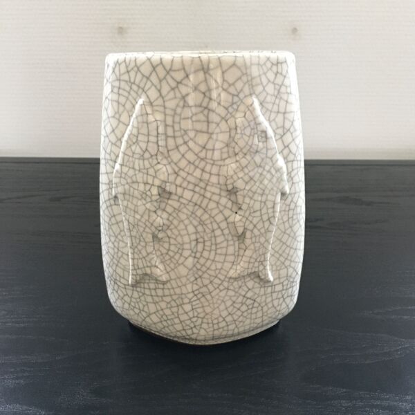 Vase raku décor poissons et hippocampes