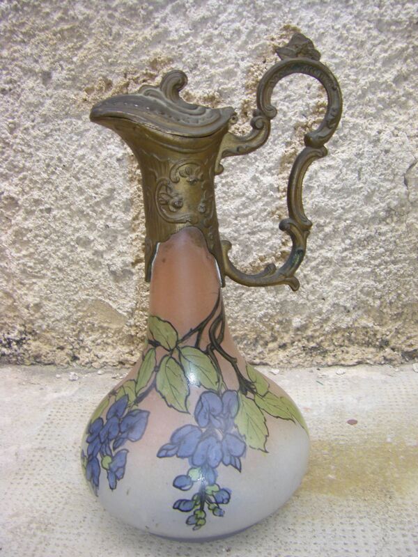 Carafe ancienne, peinte à la main