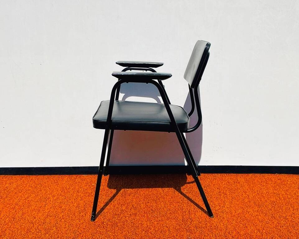 Chair 'M' by Pierre Guariche for Meurop. Vintage 60s.