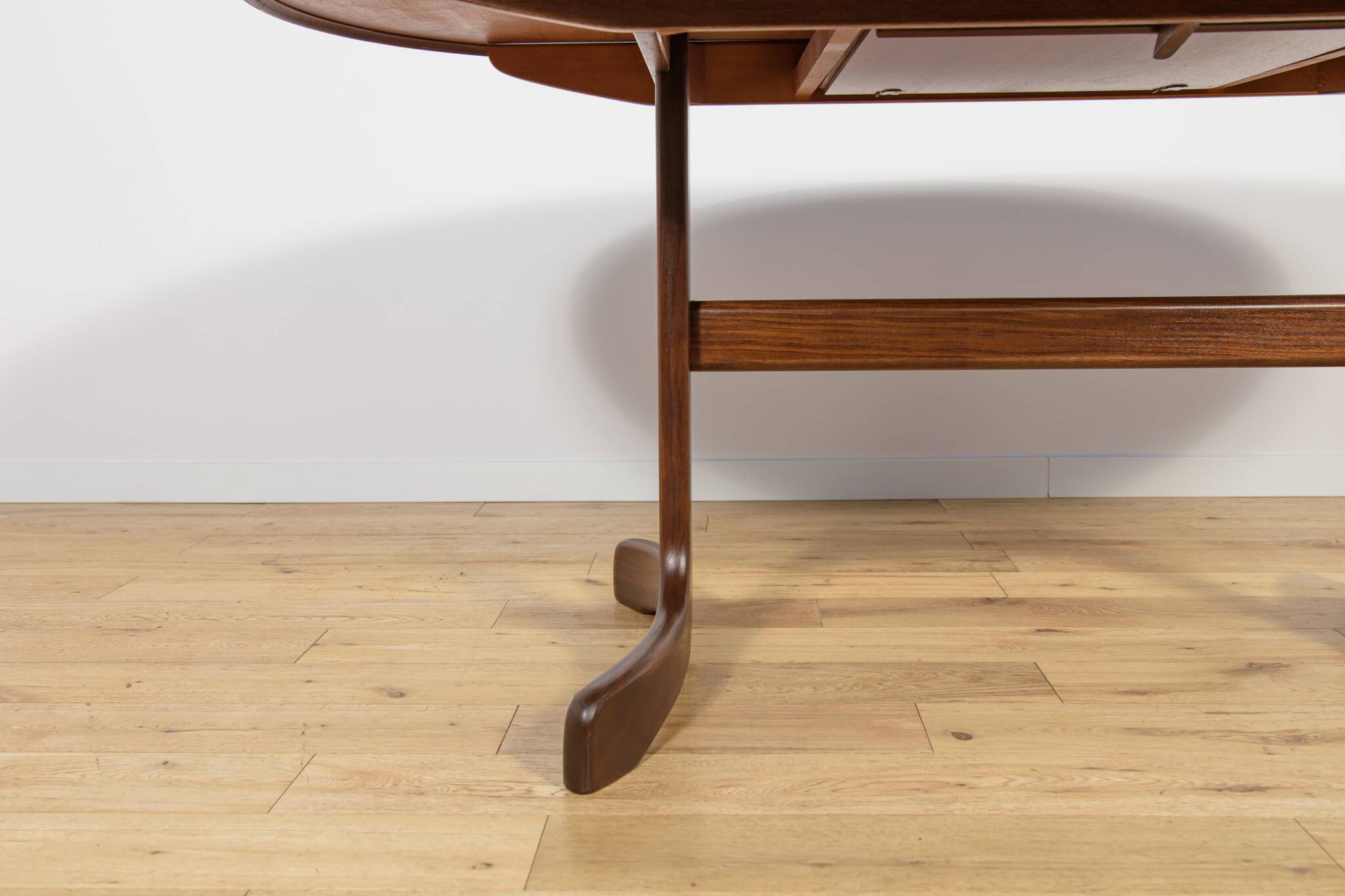 Mid-Century Oval Dining Table in Teak from G-Plan, United Knigdom, 1960s