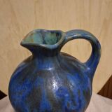 Magnificent pitcher Pierrefonds