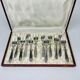 Coffret de 12 fourchettes à gâteaux modèle Grand Prix de Monaco