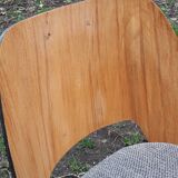 Chair with compass legs