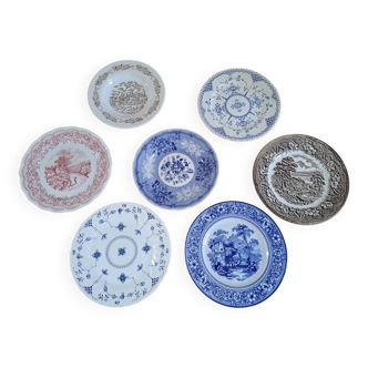 Set of 7 mismatched plates