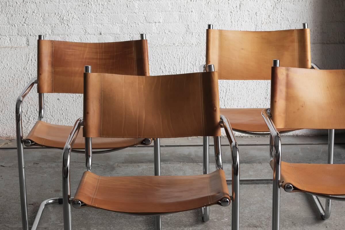 Set of 4 tubular dining chairs in Bauhaus style, in the manner of Marcel Breuer, 1970s