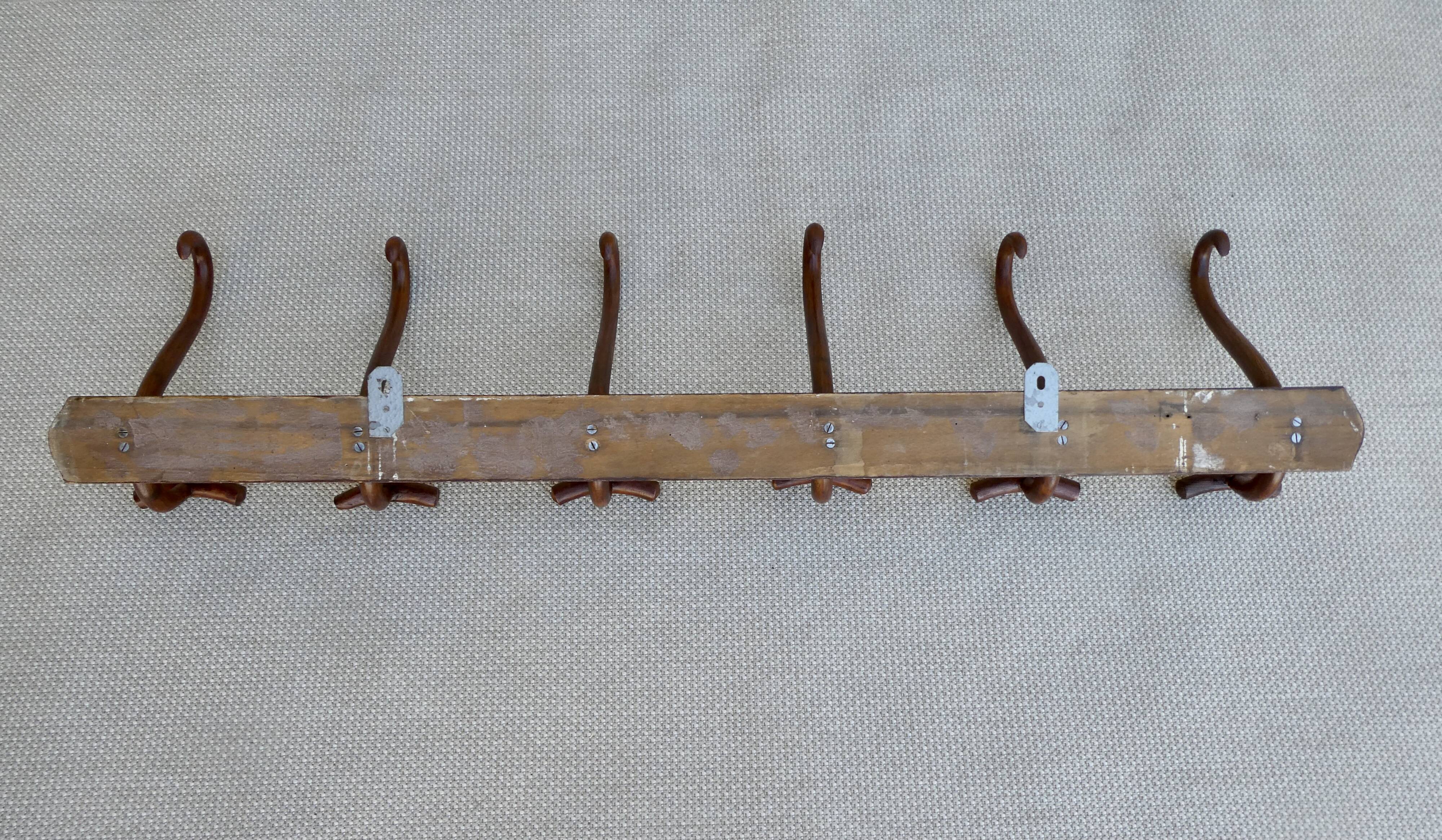 Wooden wall coat rack with 6 double hooks, bistro