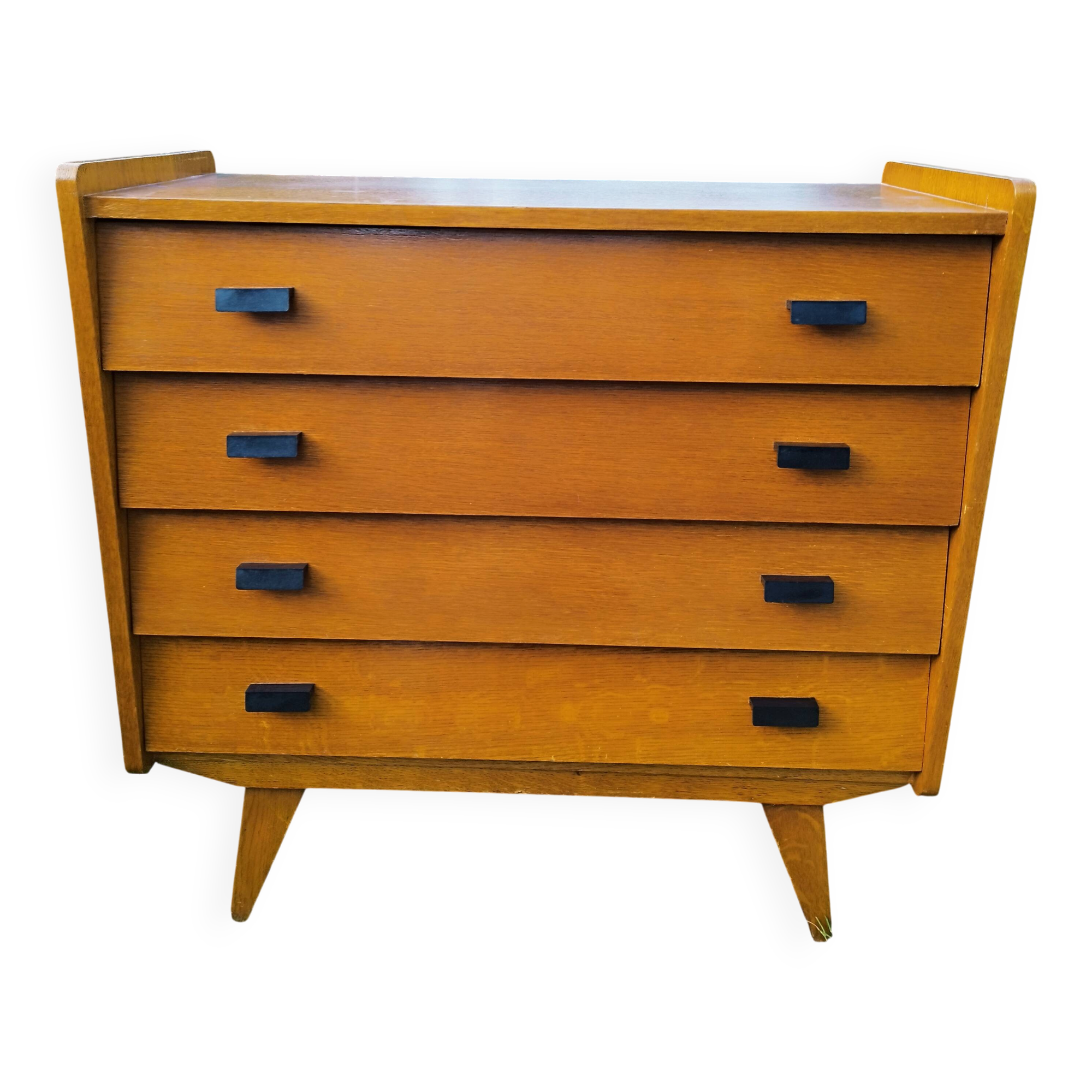 Vintage chest of drawers