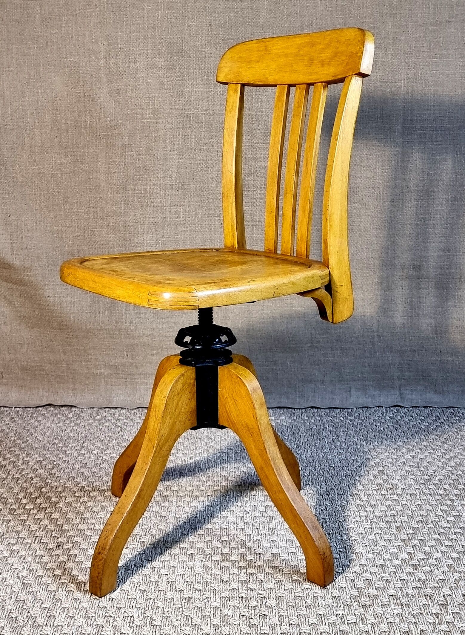 Rotating office chair stella 20/30s