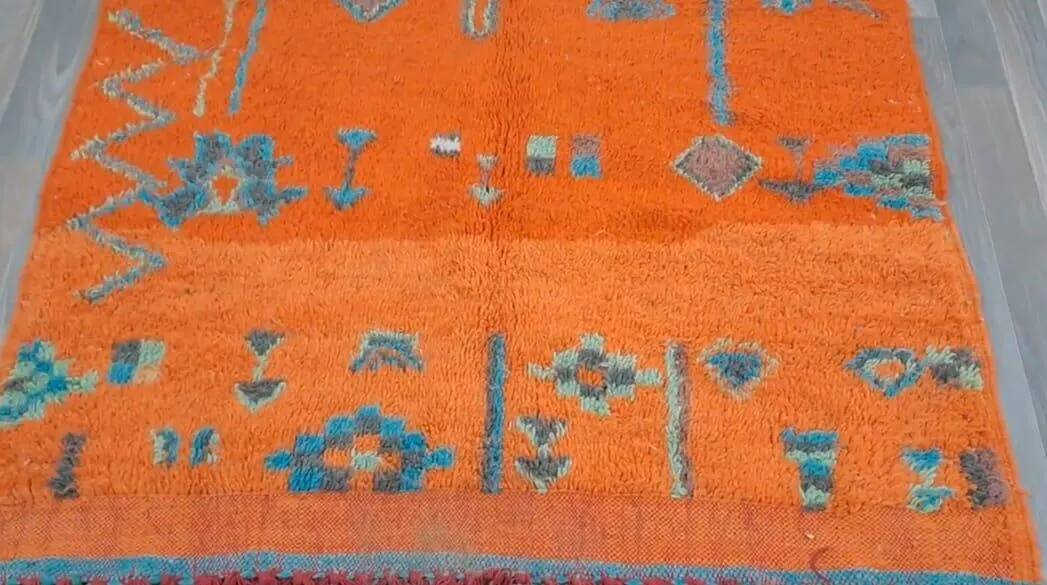 Handmade natural Berber rug 3x2 m