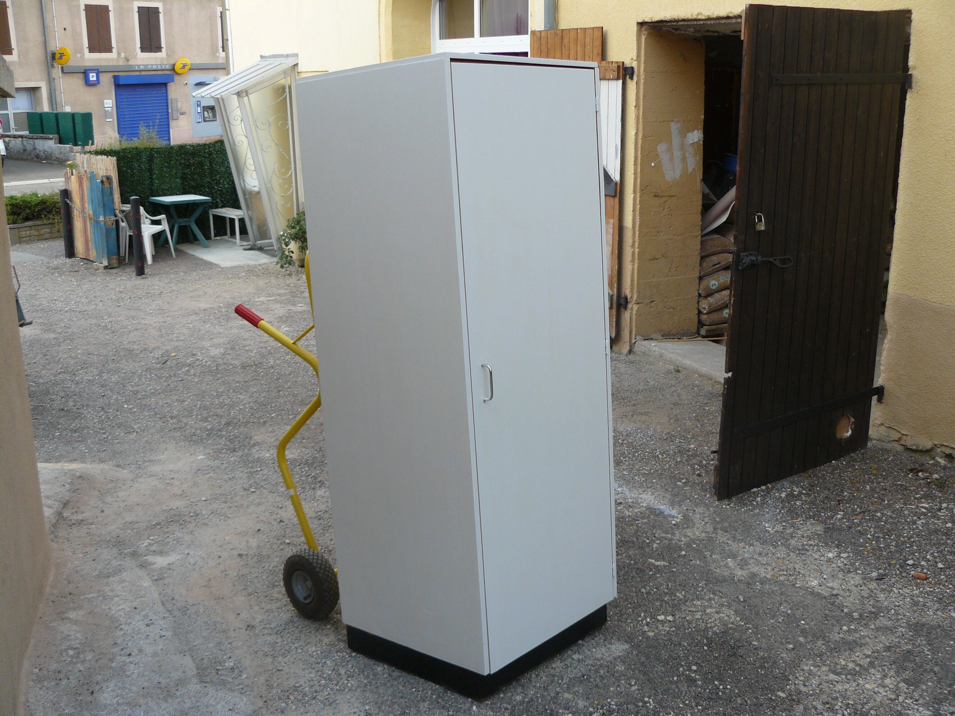 Wardrobe one door