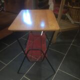 Table scoubidou