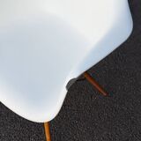 DAW Armchairs - Plastic Armchair Charles & Ray Eames by Vitra