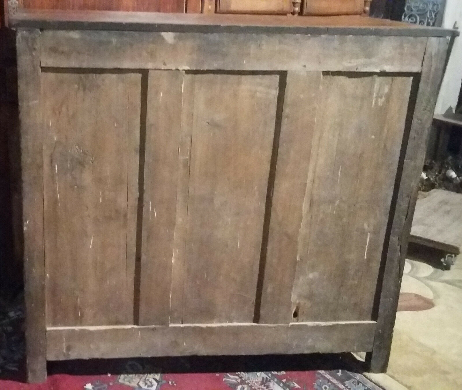 Buffet support in walnut empire era