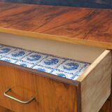 Commode en palissandre avec pieds compas