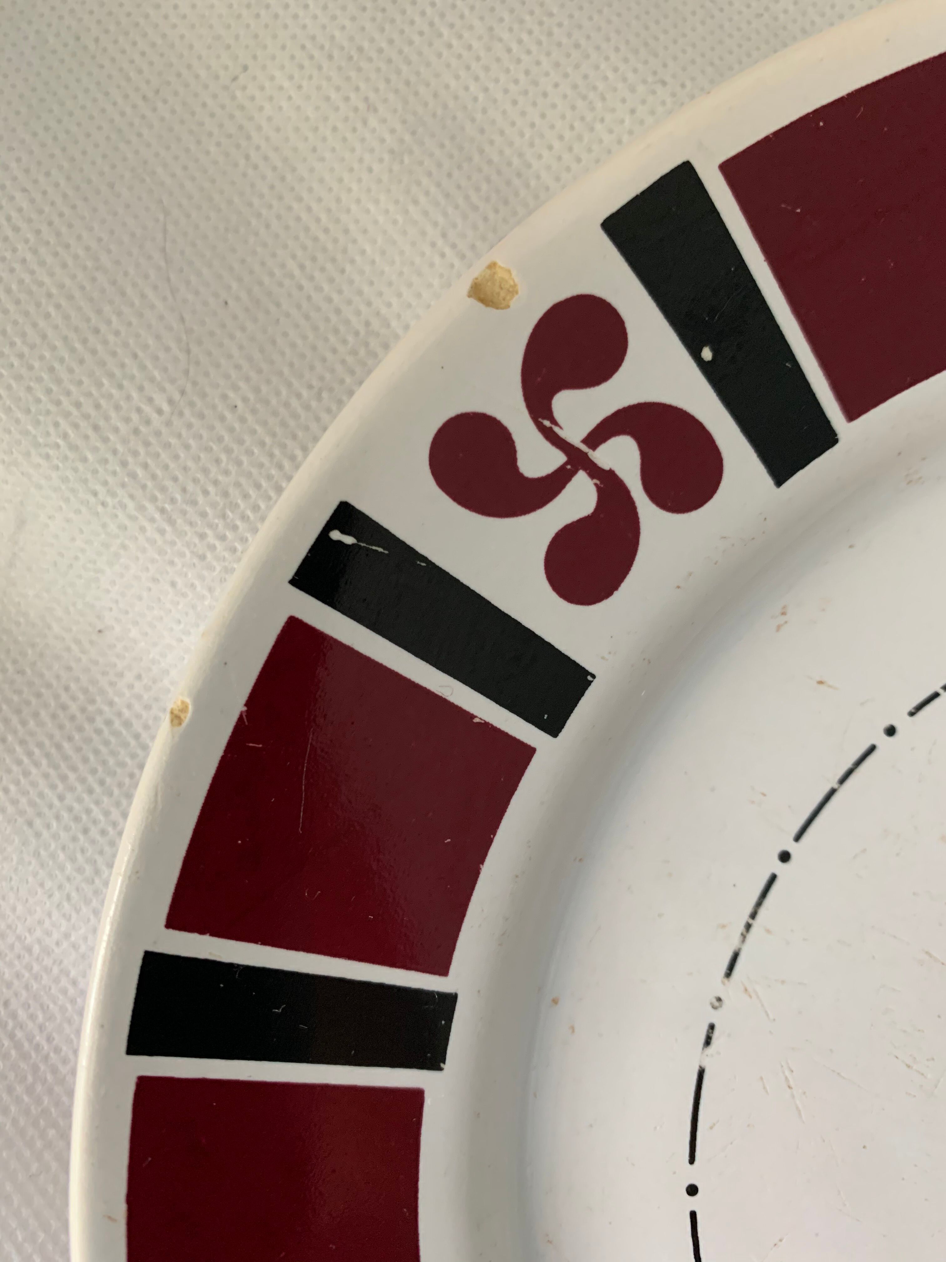 Basque women's plate Sieulanne Bayonne