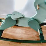 Cheval de bois à bascule