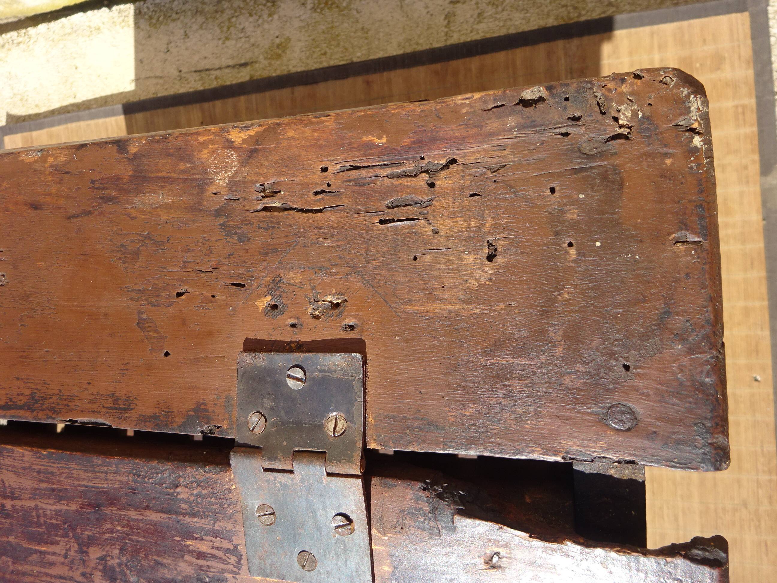 Antique coffre égouttoir en chêne massif