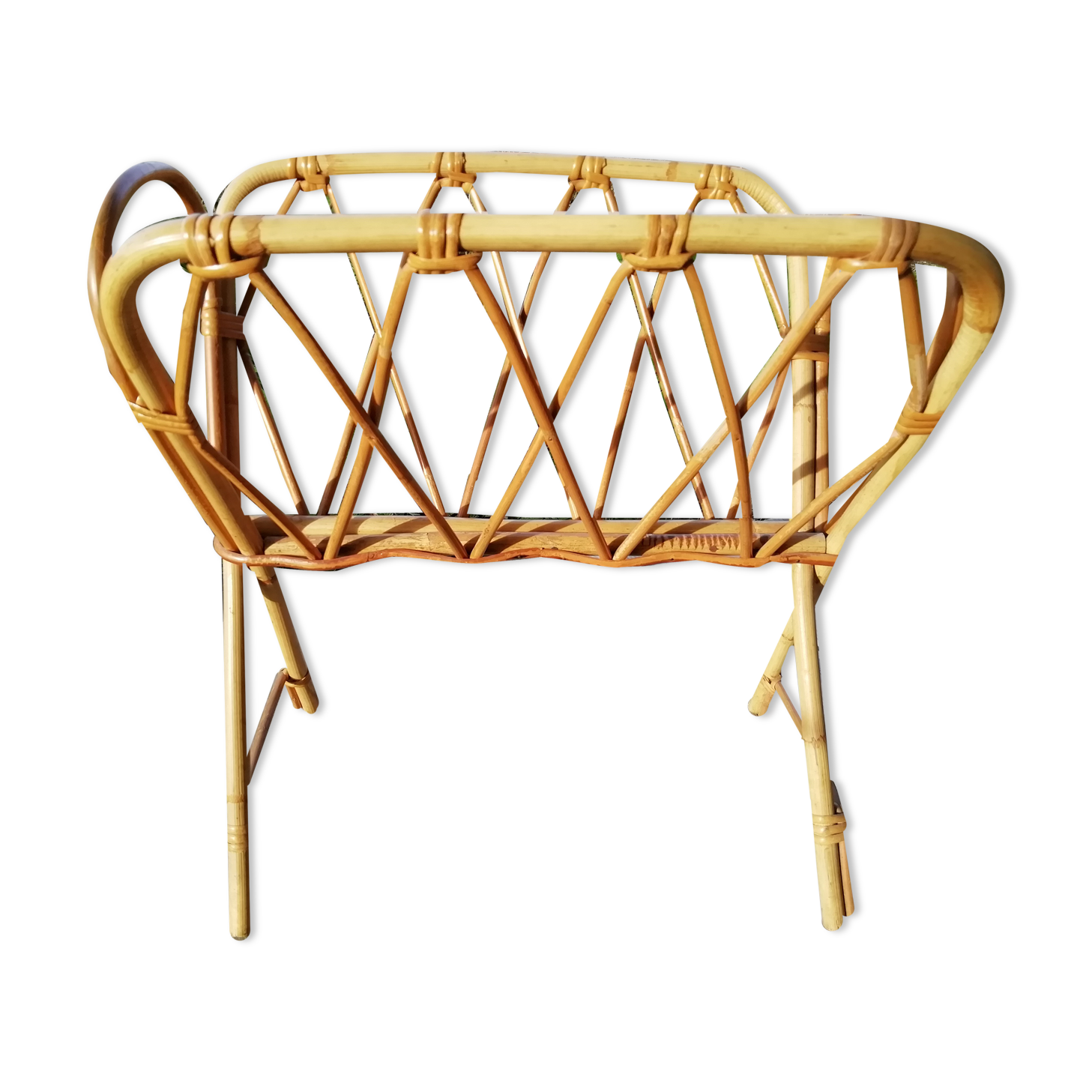 Rattan magazine holder