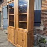 Display cabinet, solid oak, 1970s.
