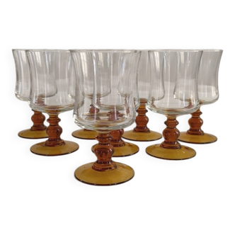 Set of 8 Arcoroc France stemmed glasses