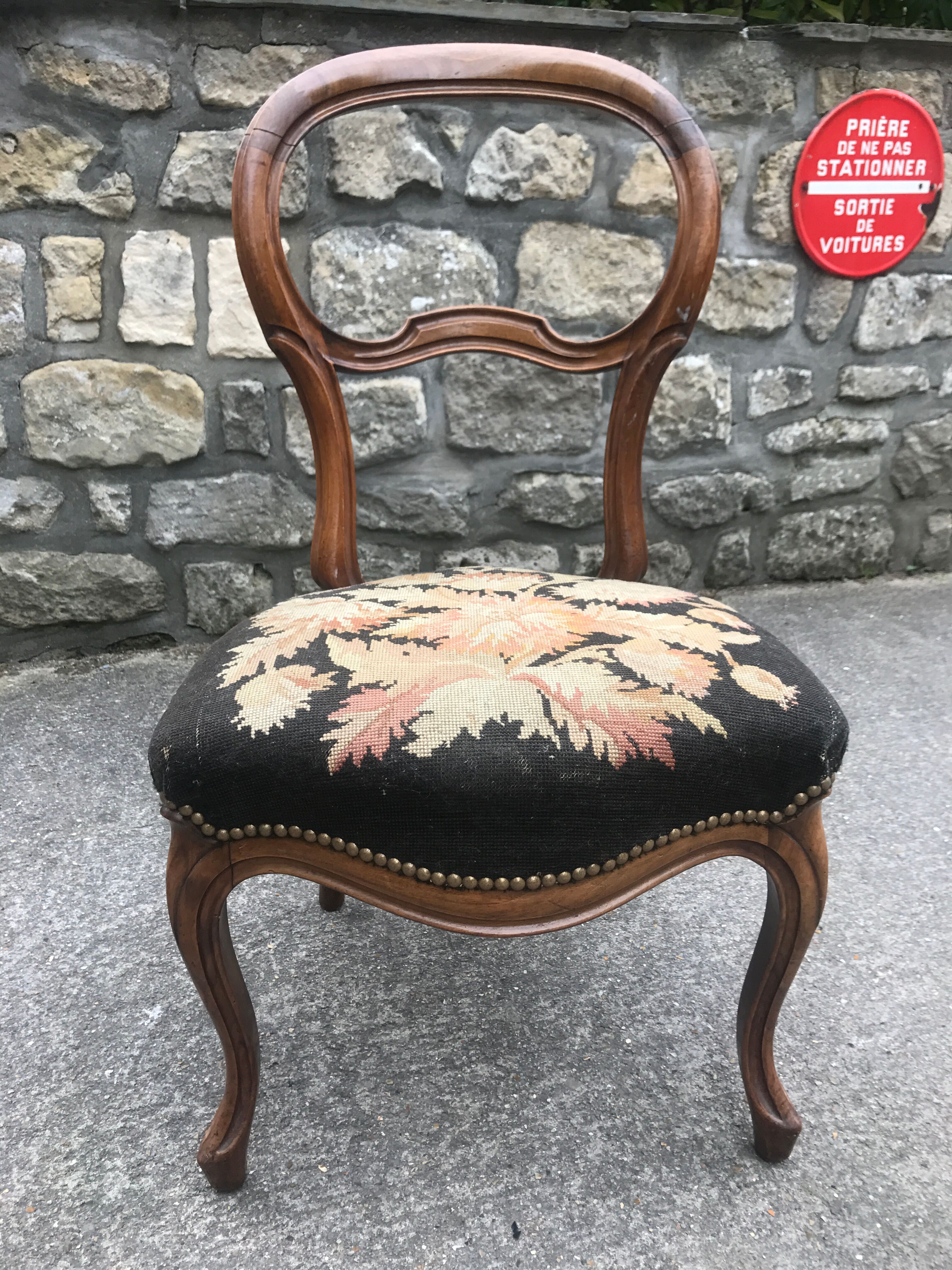 Pair of bedroom chairs