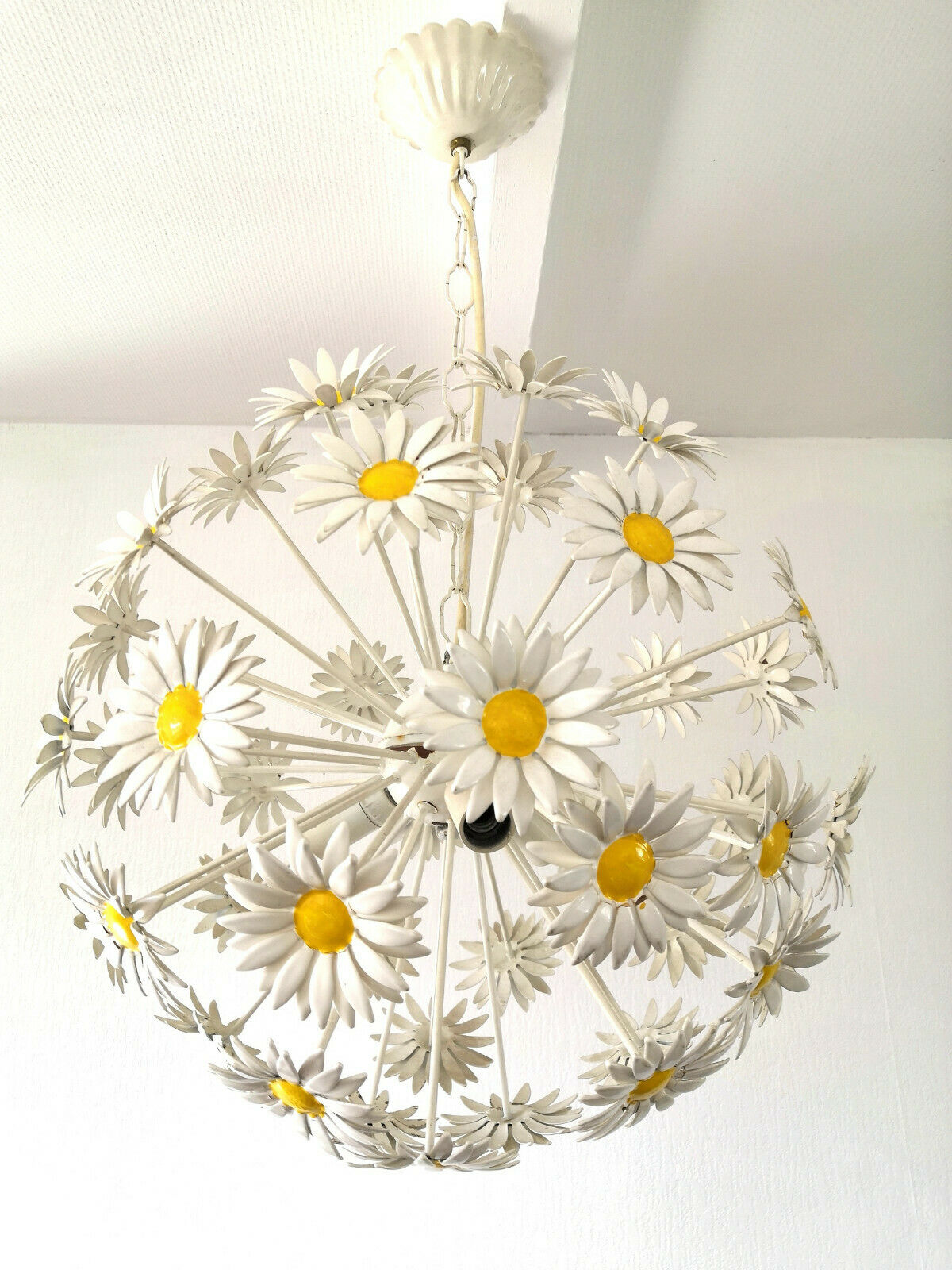 Daisy suspension