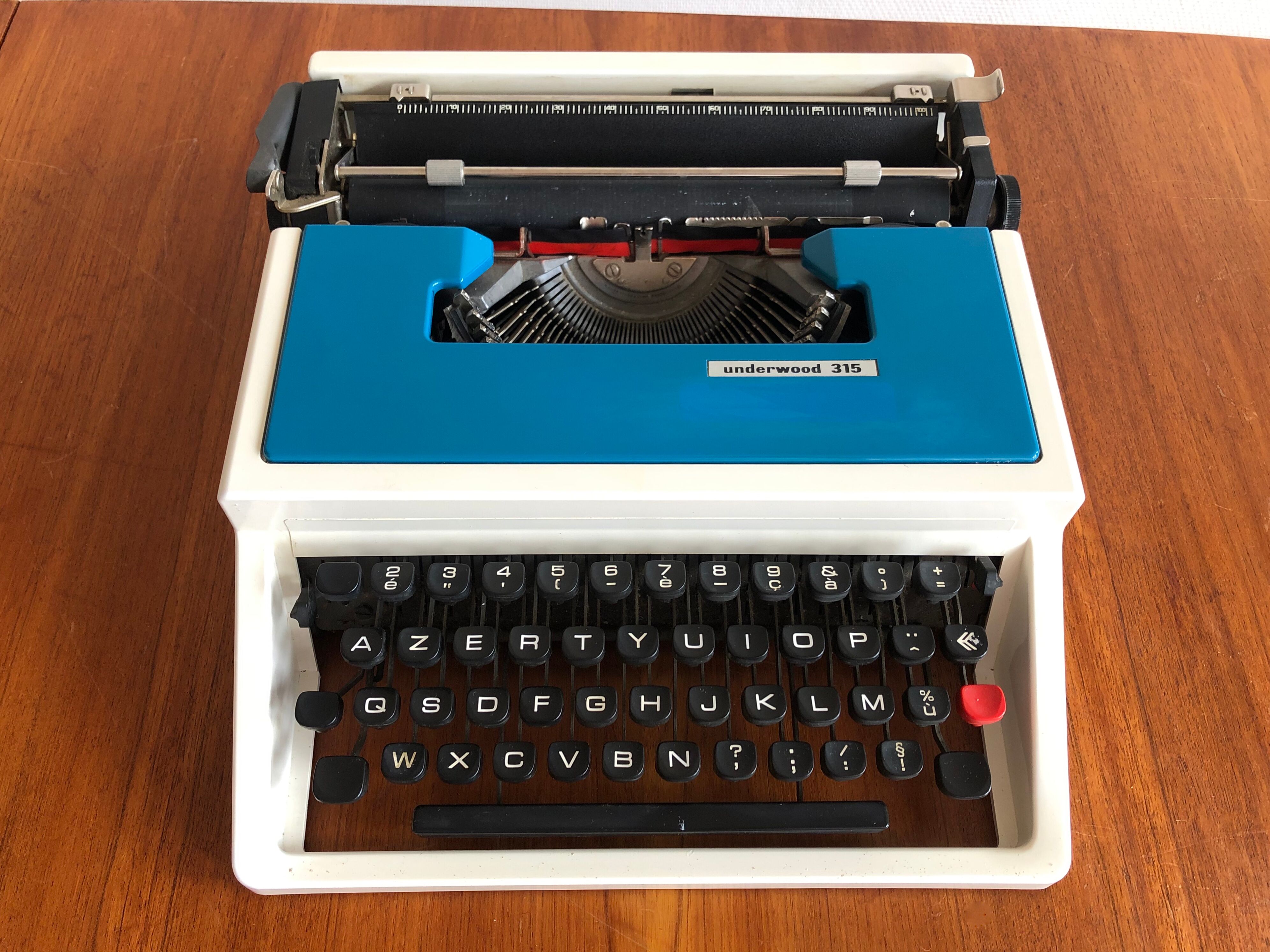 Underwood 315 typewriter from 1968