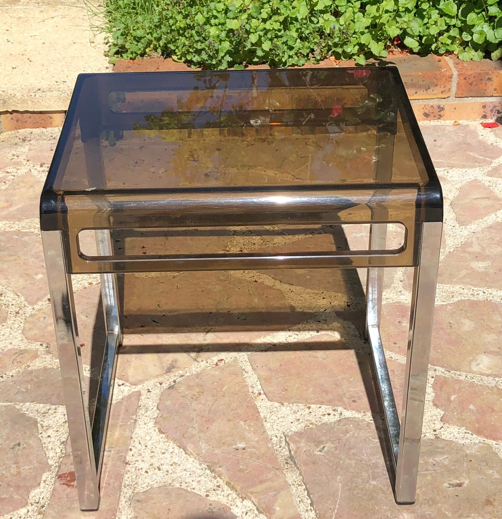 Small table - Sofa tip
