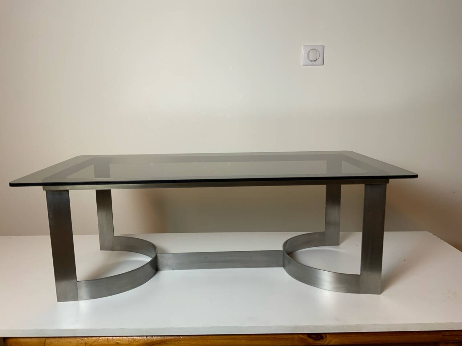 70´ glass coffee table