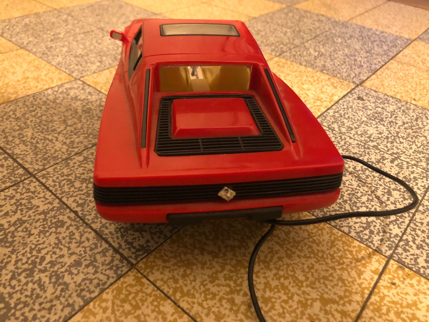 Vintage Ferrari F40 remote control car