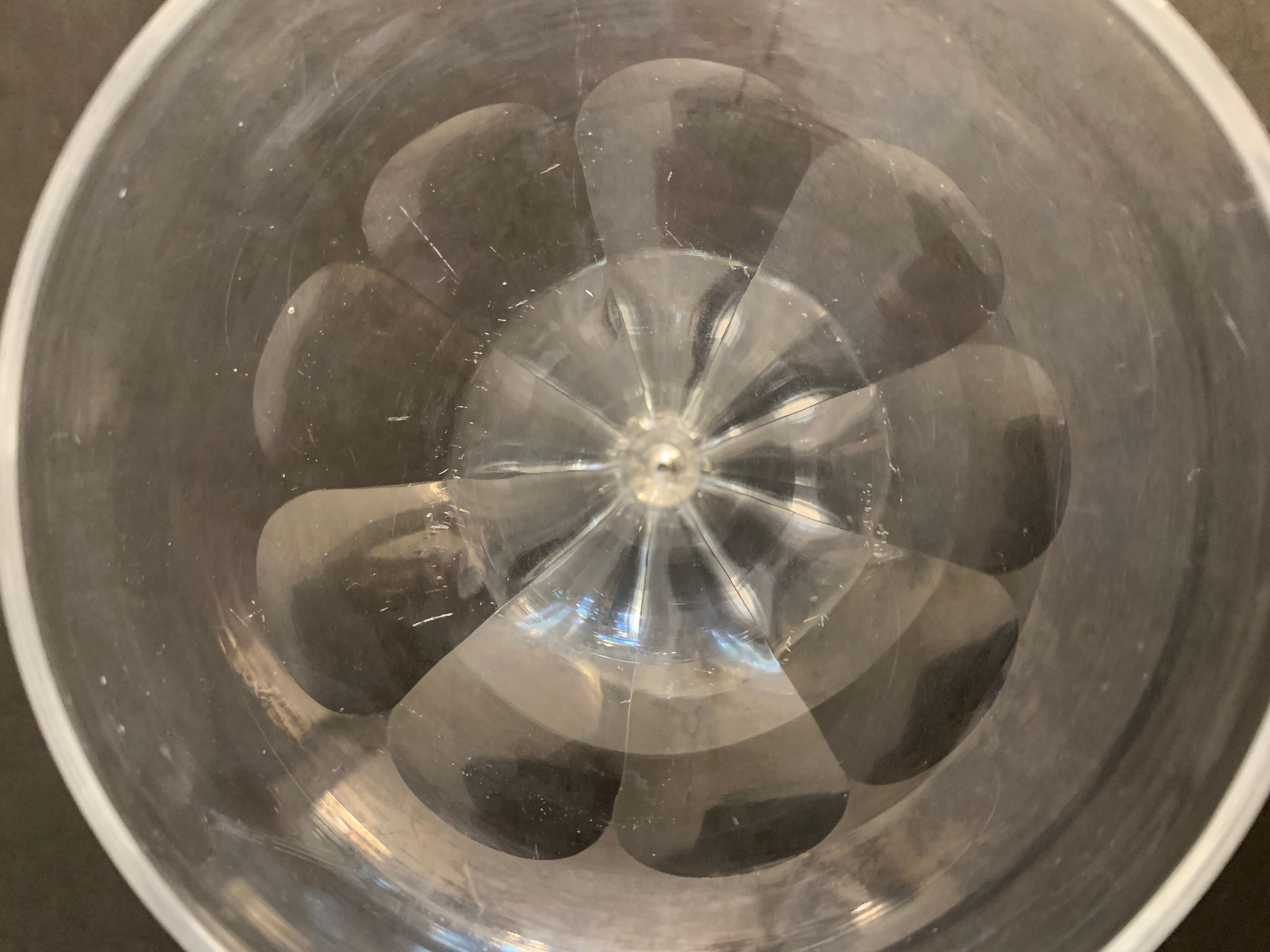 4 coupes champenoises en cristal Baccarat