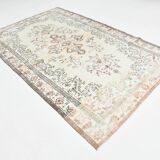 6x9 Persian Classic Cream & Black Vintage Rug, 183x287Cm