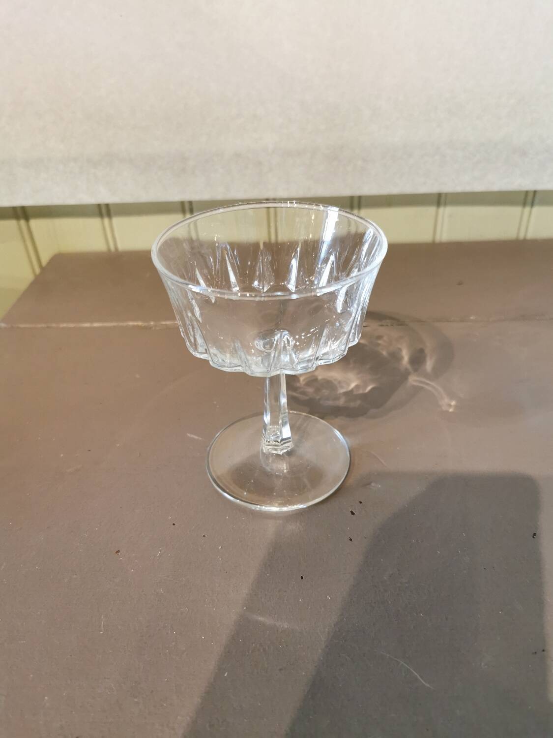 Set of 5 vintage champagne glasses