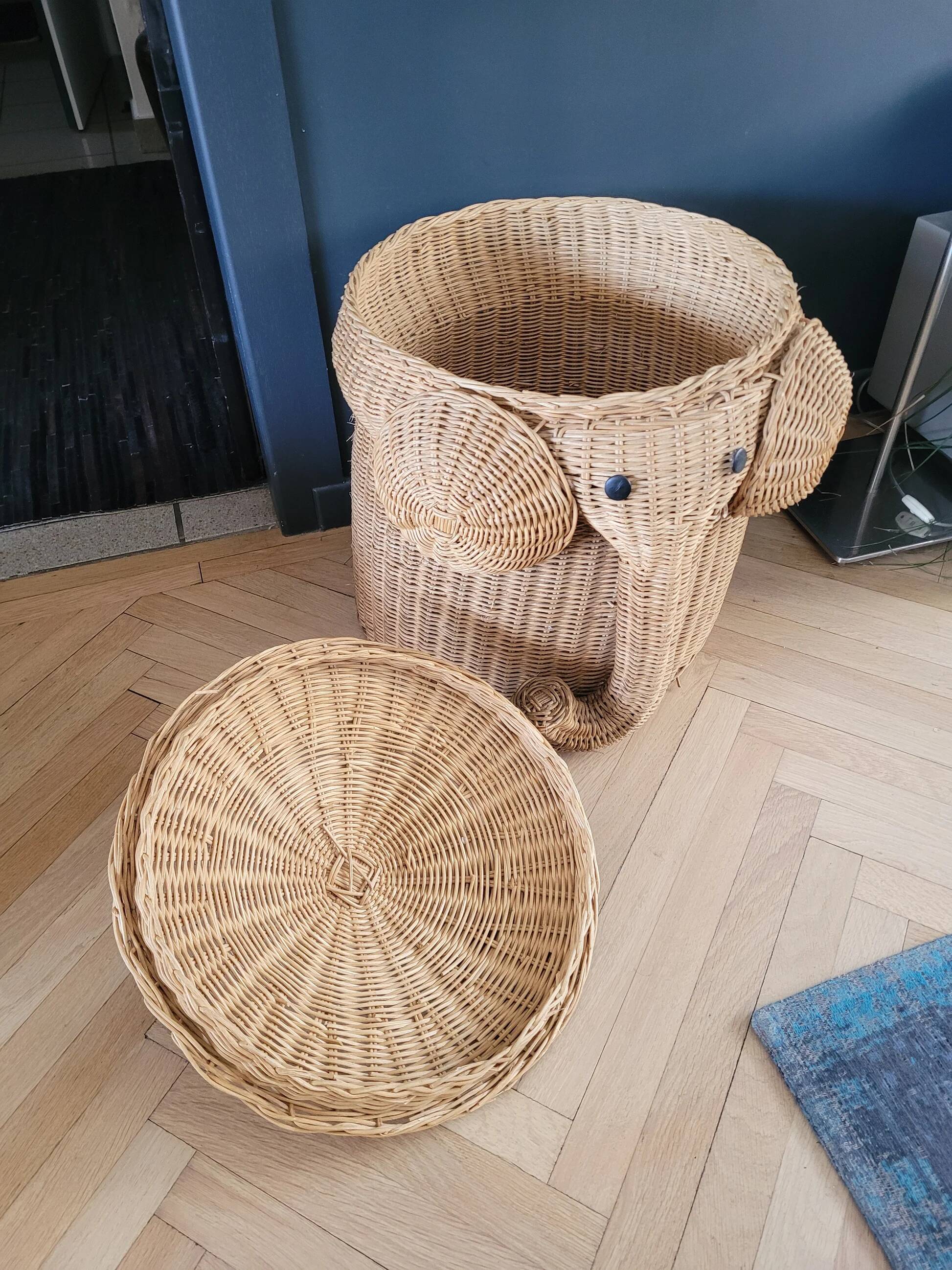 Panière à linge éléphant en rotin