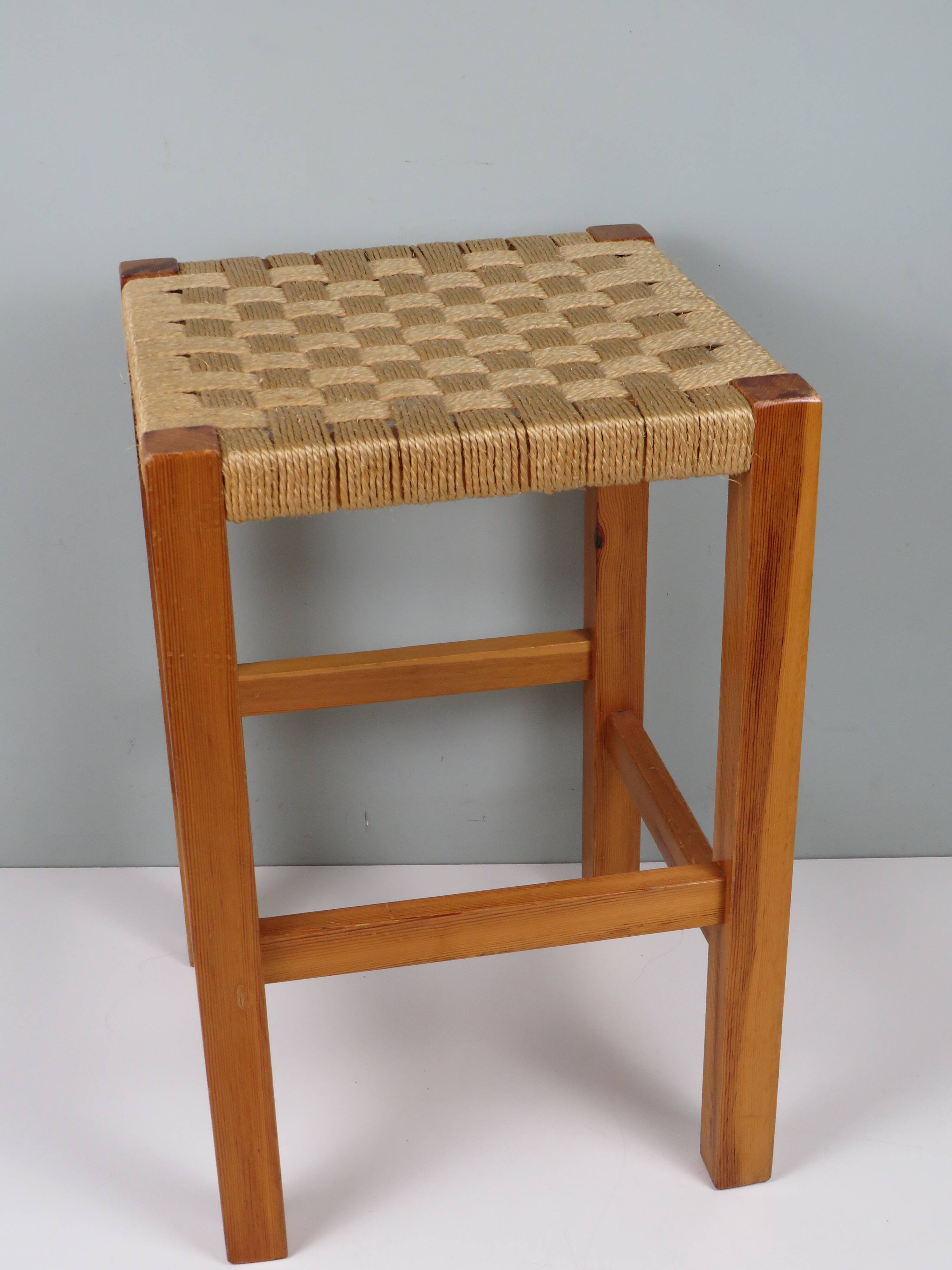 Vintage wooden stool with woven seat – 1960s/70s