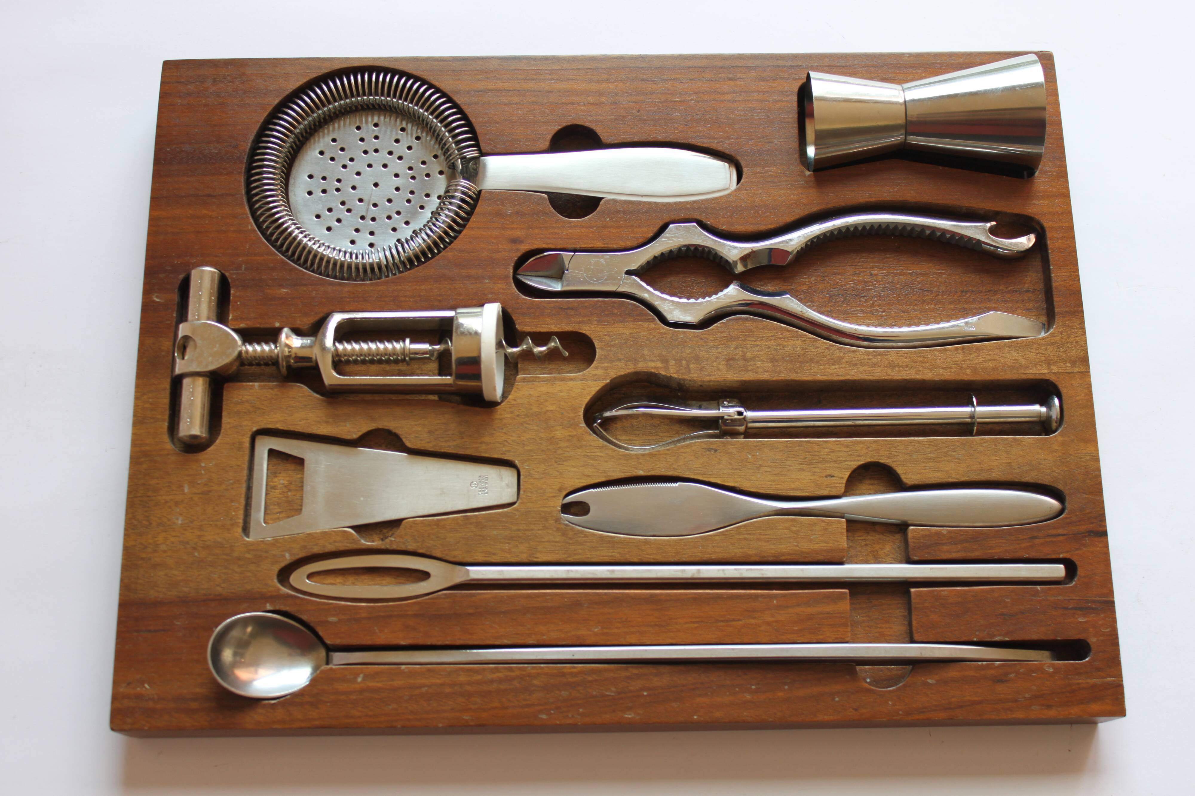 Teak wooden cocktail bar tool set, 1960s.