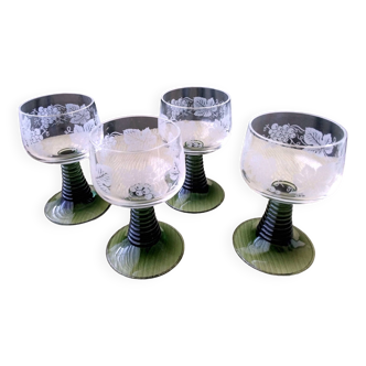 4 Verres à vin blanc d'Alsace Décor gravé et pied conique