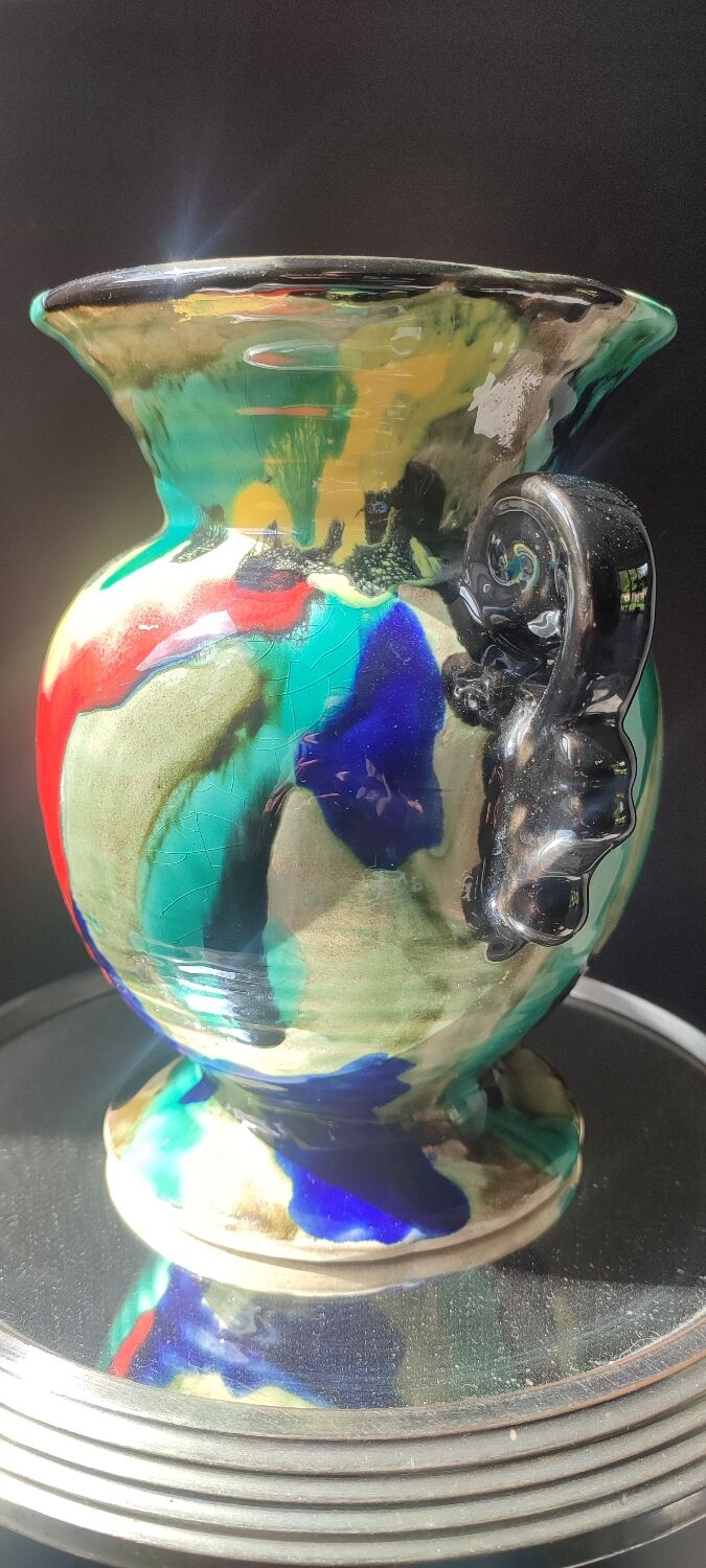 Art Deco vase in ceramic with flame glazes