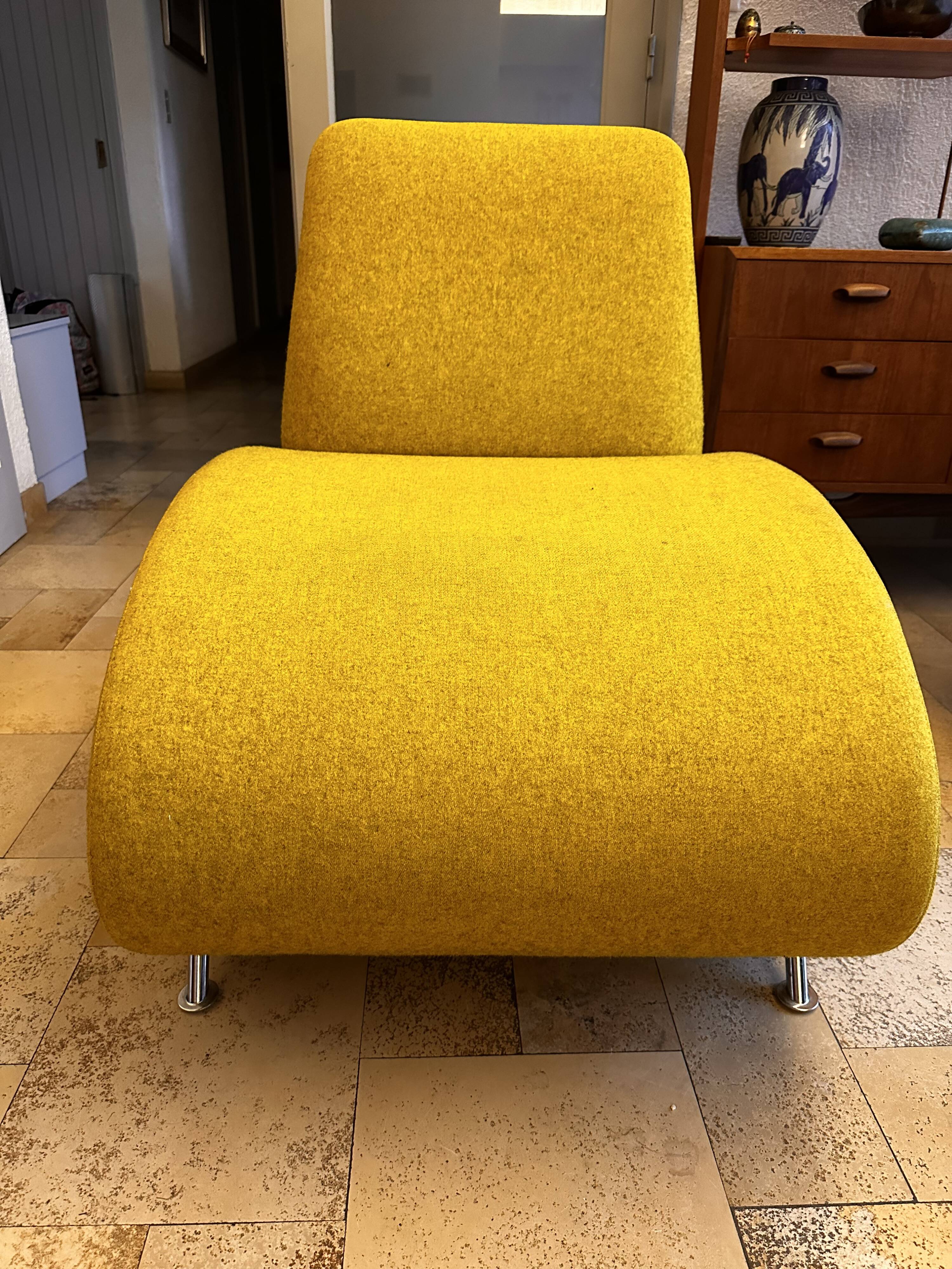 Globos armchair by Stefano Bigi