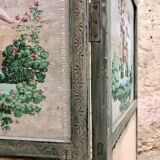 Romantic screen